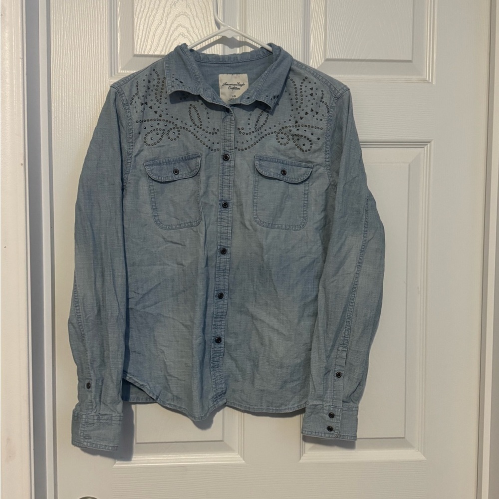 Women's American Eagle Light Wash Button Front Western Denim Shirt sz Lg GUC